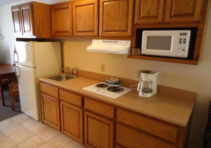 Townhouse Extended Stay Hotel Downtown