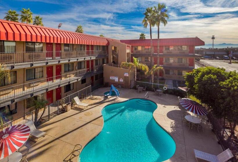 ホテル Travelers Inn Phoenix