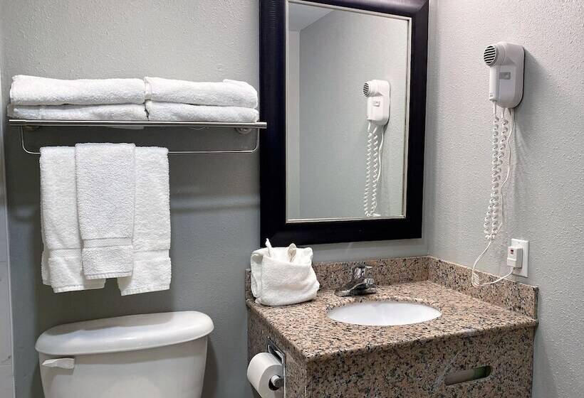 酒店 Travelodge By Wyndham Bloomington