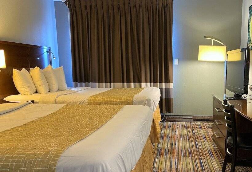 ホテル Travelodge By Wyndham Bloomington