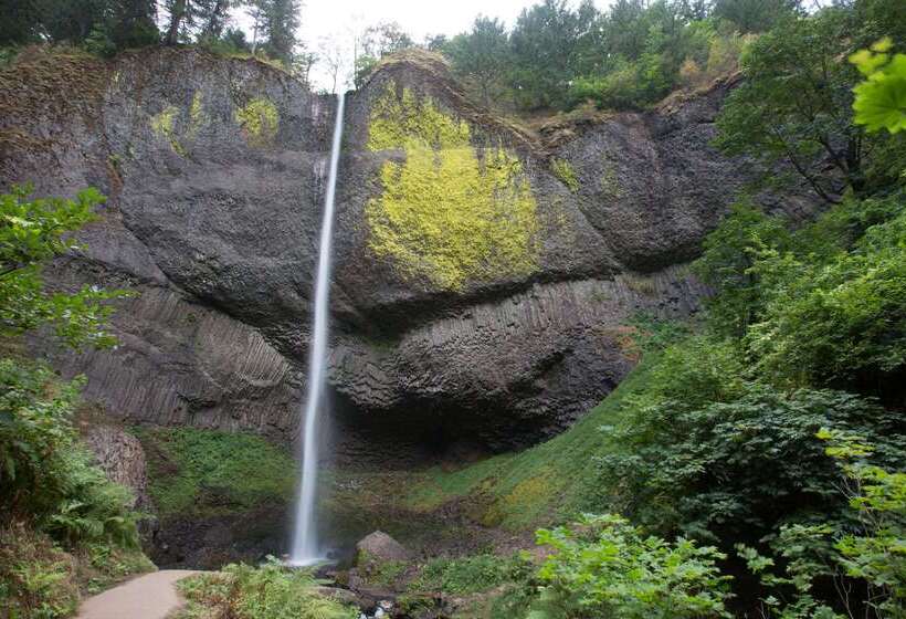 فندق Travelodge By Wyndham East Portland/gresham