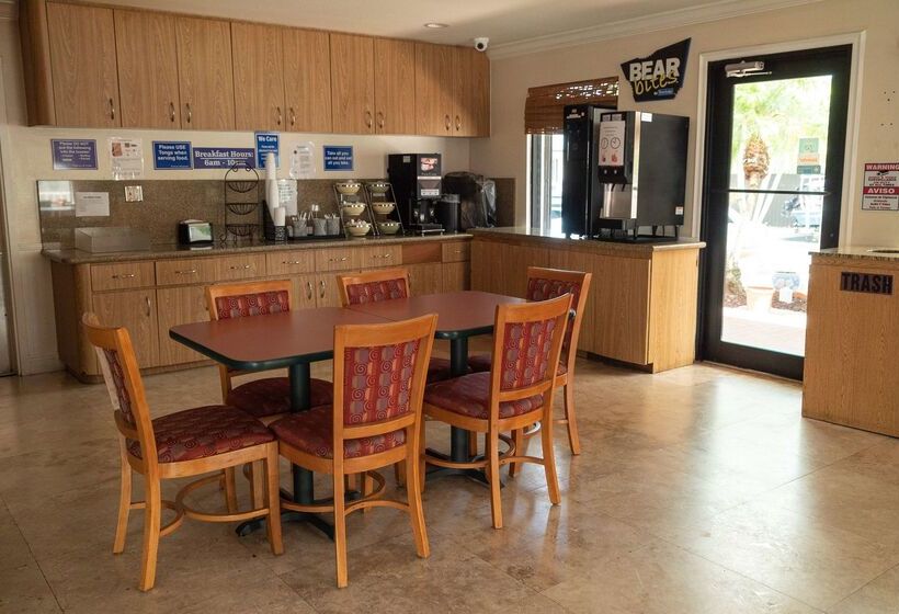 בית מלון כפרי Travelodge By Wyndham Florida City/homestead/everglades