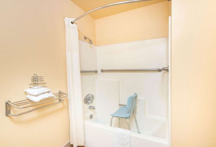 فندق Travelodge By Wyndham Kingman