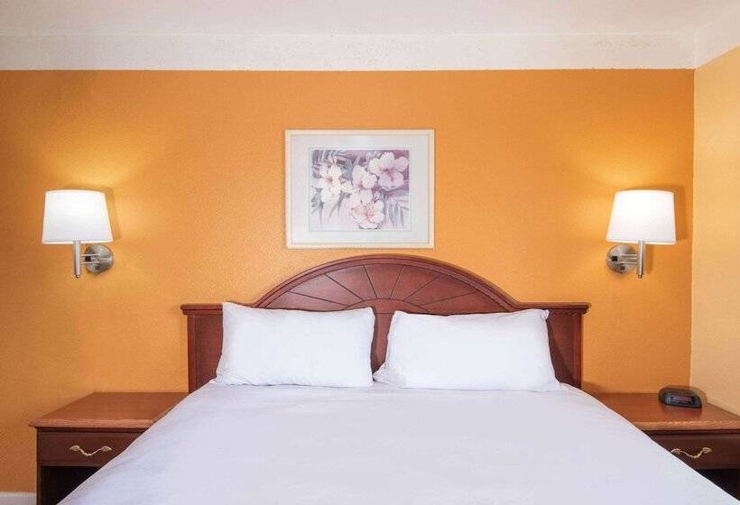 فندق Travelodge By Wyndham Kingman