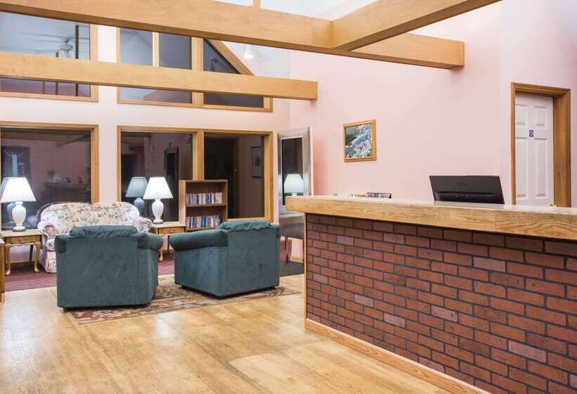 فندق Travelodge By Wyndham Lake George Ny