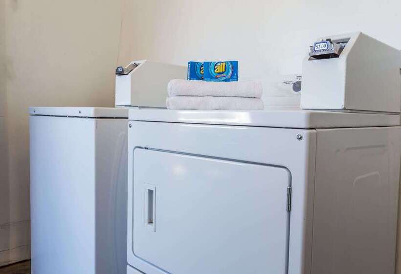 فندق Travelodge By Wyndham Merced Yosemite