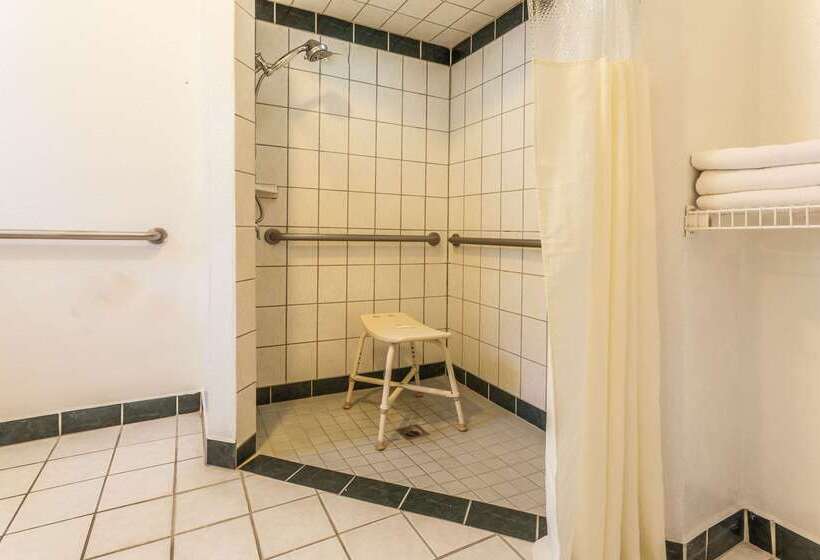 فندق Travelodge By Wyndham Merced Yosemite