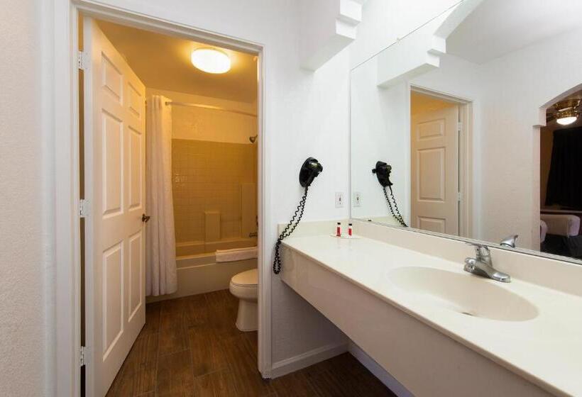 فندق Travelodge By Wyndham Merced Yosemite