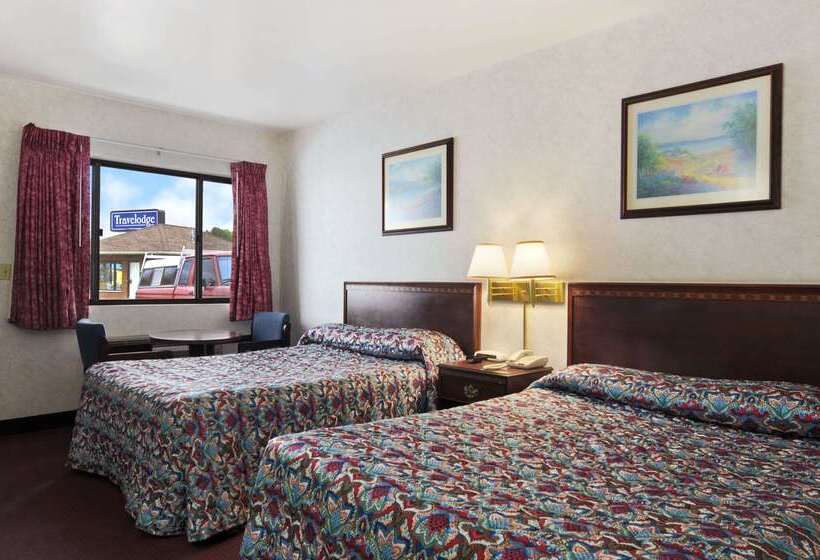 호텔 Travelodge By Wyndham Niagara Falls   New York