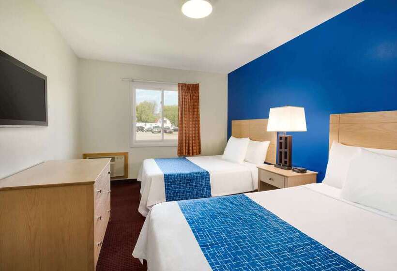 호텔 Travelodge By Wyndham Niagara Falls   New York
