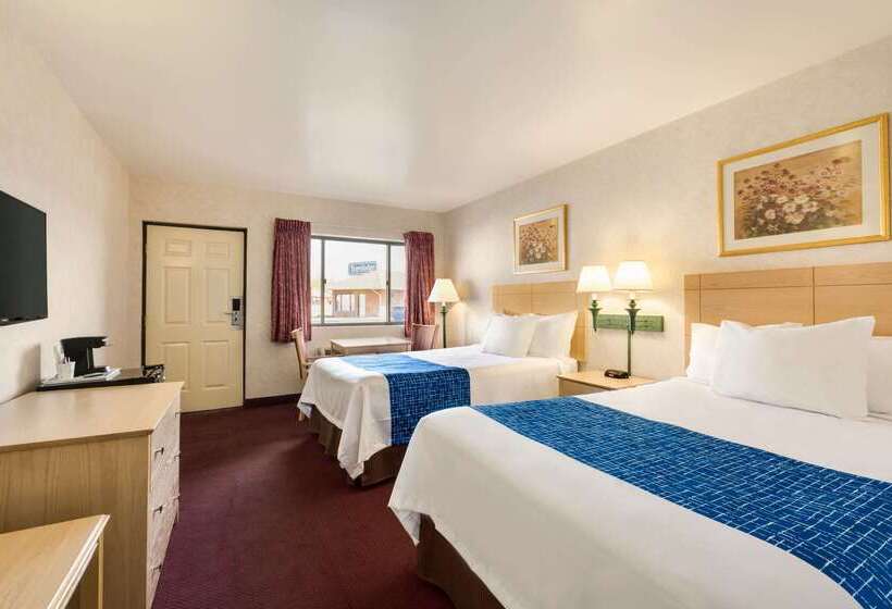 هتل Travelodge By Wyndham Niagara Falls   New York