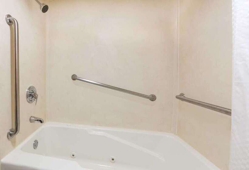 בית מלון כפרי Travelodge Inn & Suites By Wyndham Norman