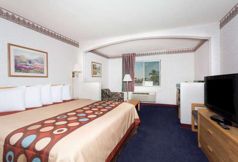 هتل Days Inn By Wyndham Phoenix West