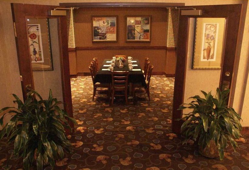 هتل Travelodge Lafayette