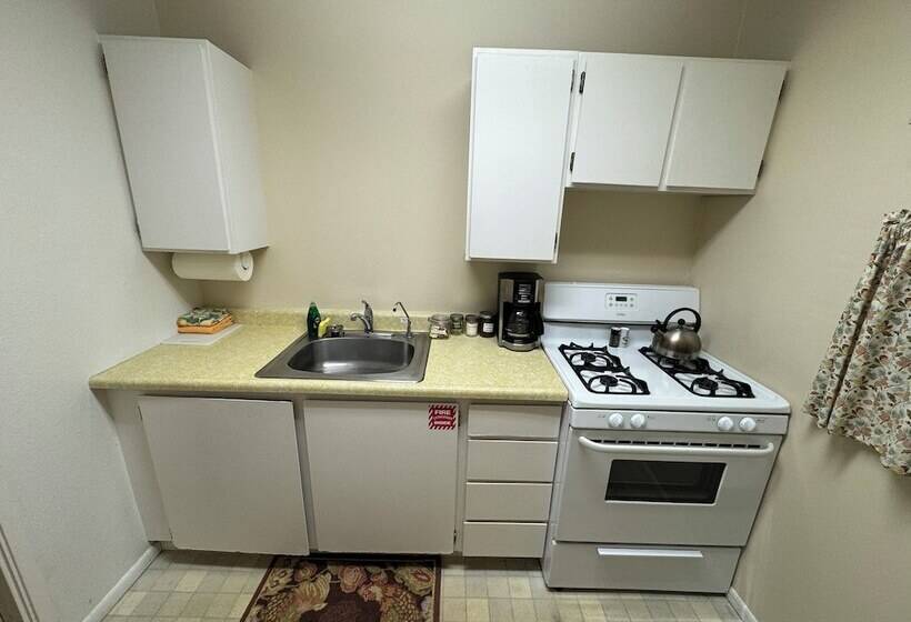 فندق Trinidad Inn