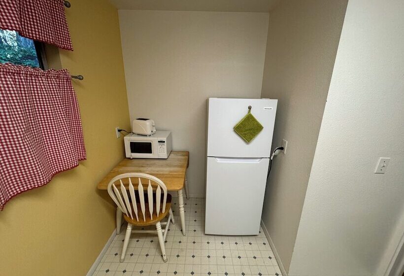 فندق Trinidad Inn