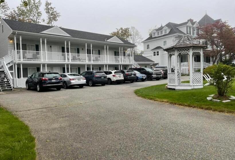 Moseley Cottage Inn And The Town Motel