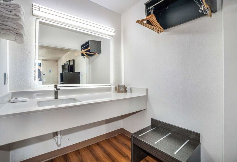 Motel 6 Florence, Sc