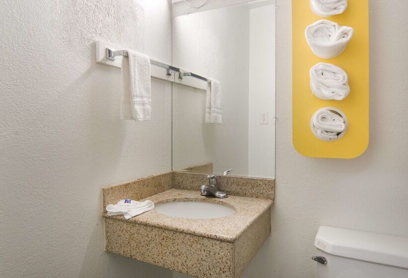 Motel 6fort Worth, Tx Seminary