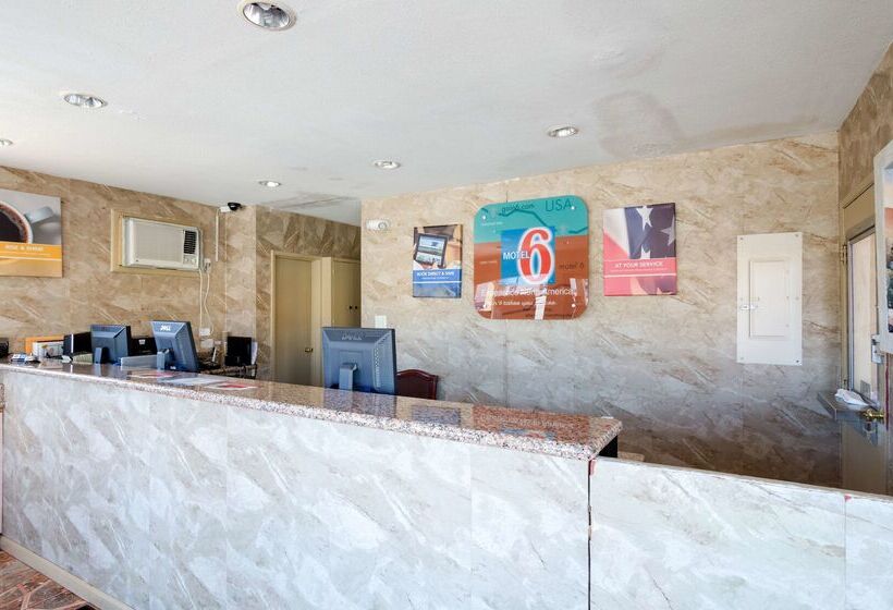 Motel 6 Santa Fe, Nm  Downtown