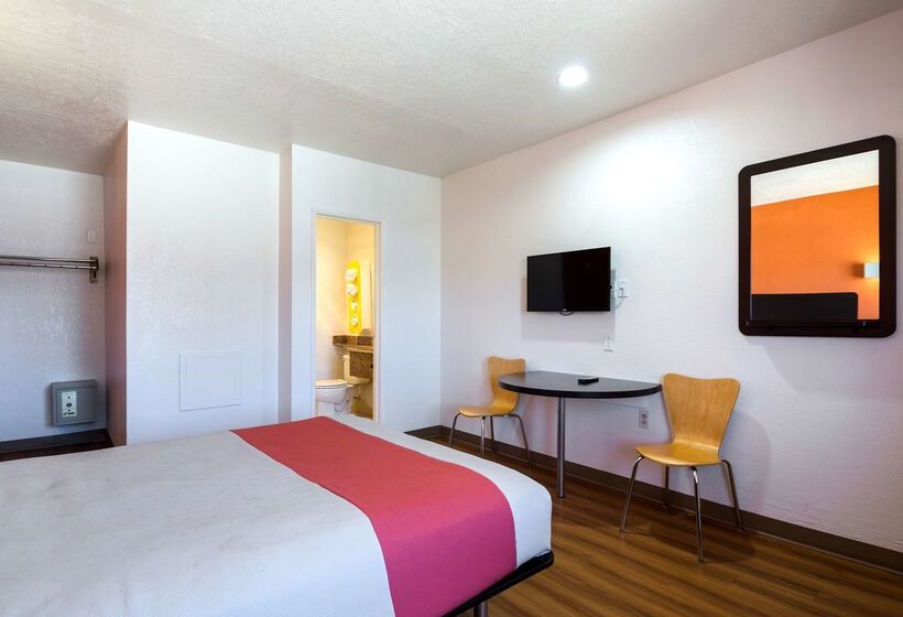 Motel 6 Santa Fe, Nm  Downtown