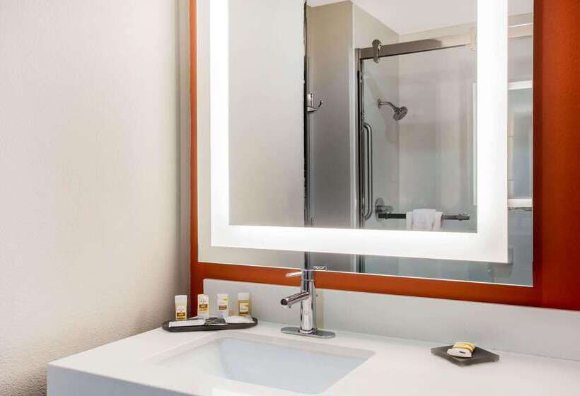 فندق على الطريق La Quinta By Wyndham Pittsburg