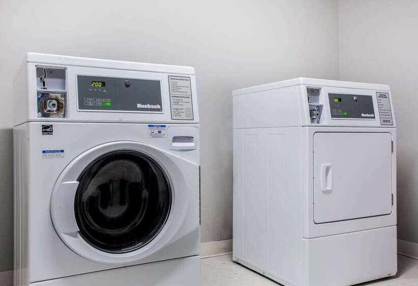 فندق على الطريق La Quinta By Wyndham Pittsburg