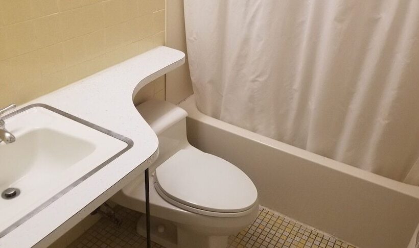 فندق على الطريق Tomac Motor Inn