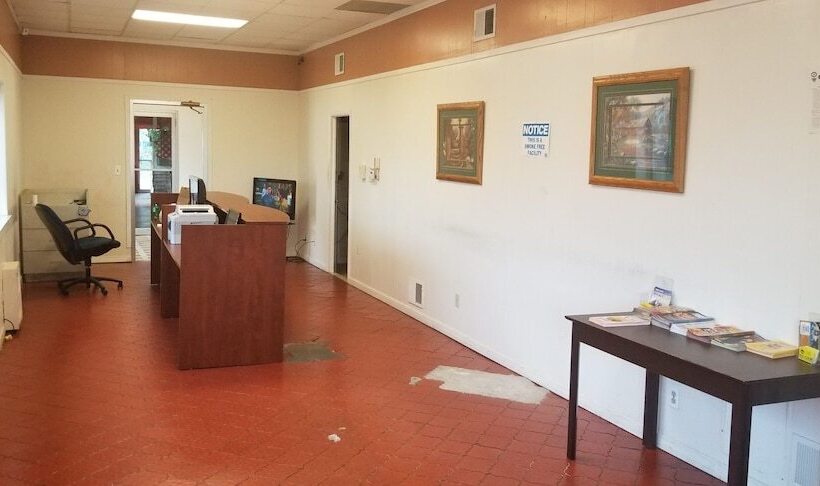 فندق على الطريق Tomac Motor Inn