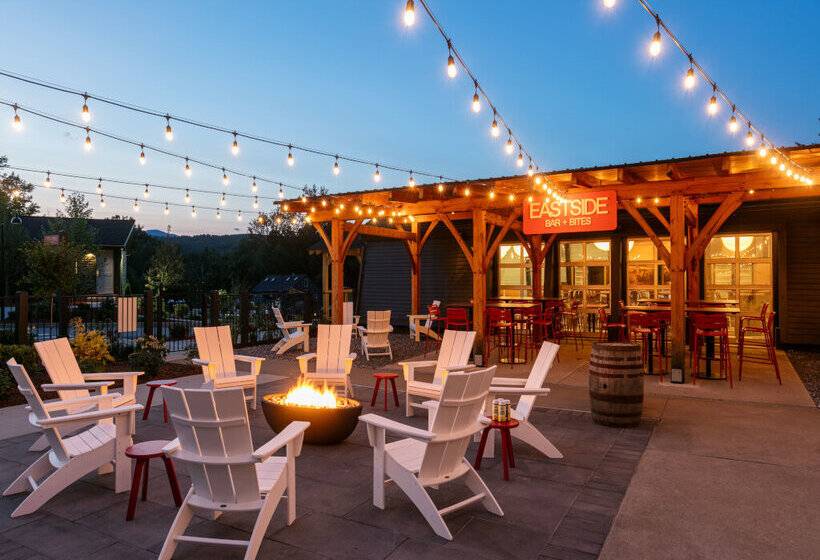 استراحتگاه Outbound Stowe