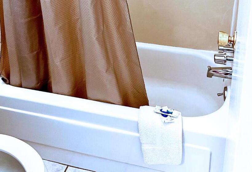 Thunderbird Motel Hillsboro