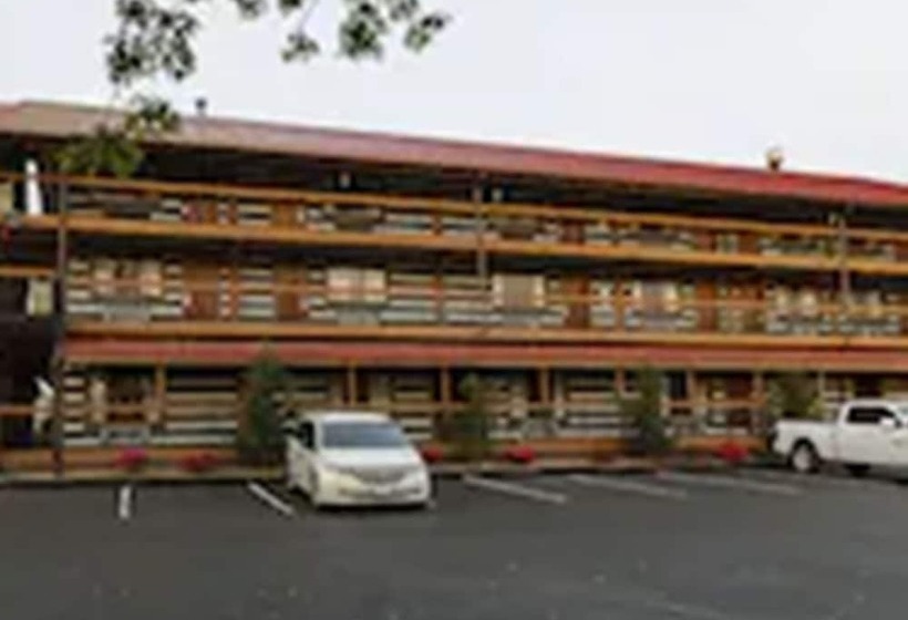 מוטל Timbers Lodge