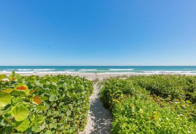 Tuckaway Shores Resort