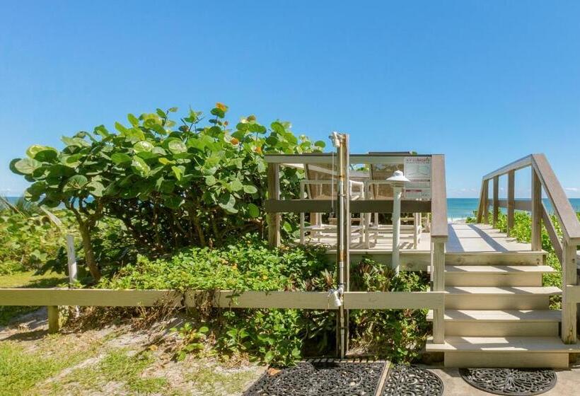 Tuckaway Shores Resort