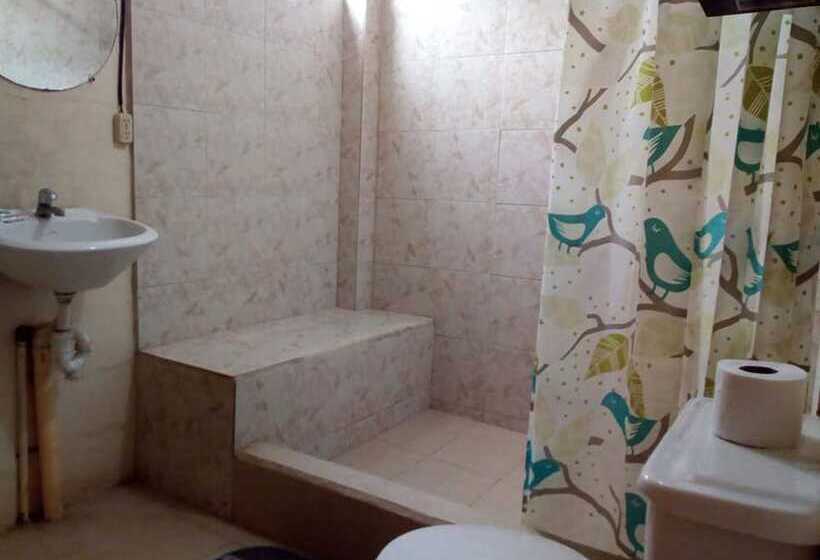 הוסטל Hospedaje Casa Playa