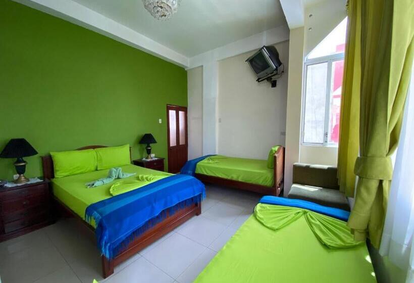 هاستل Hostal Puerto Azul