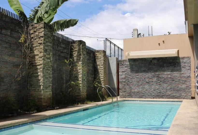 هاستل Reddoorz At Grand Apartelle Hernan Cortes Cebu