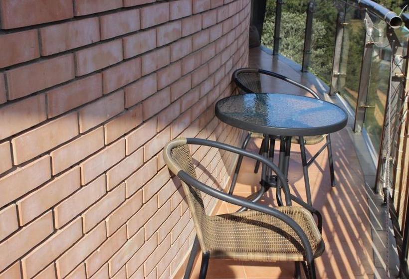 Bakuriani House In Forest