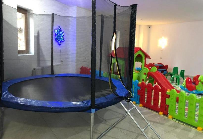 Bakuriani House In Forest