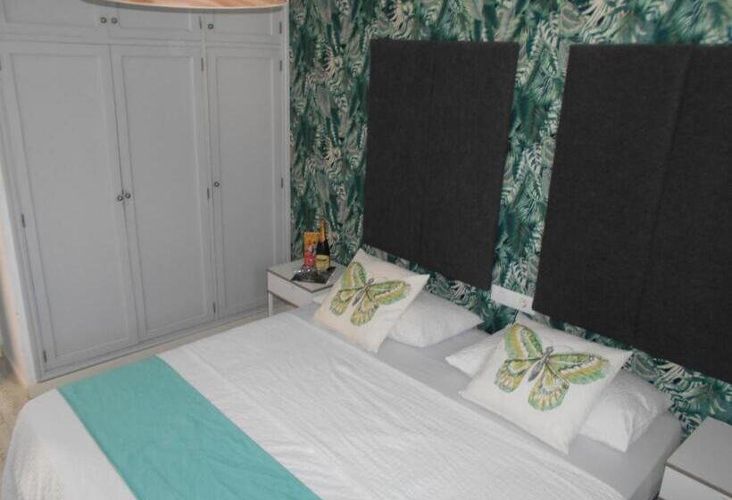 Beach Boys Resort - Men Only