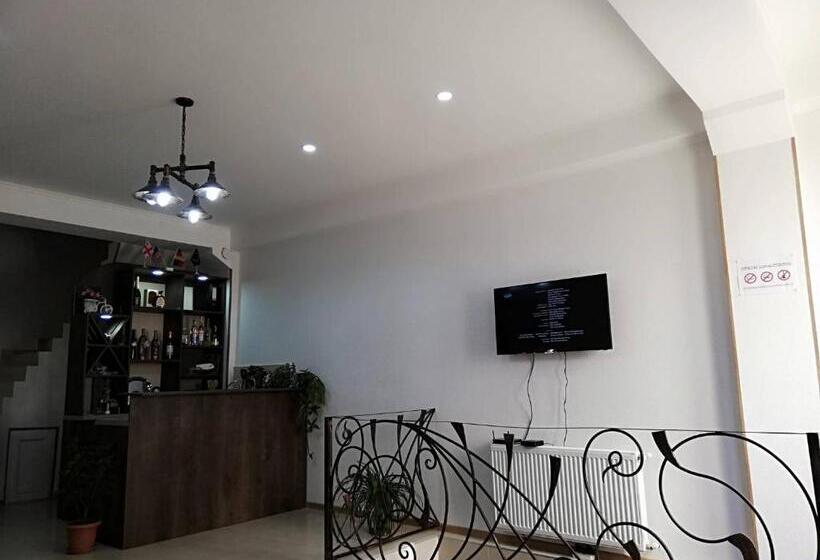 تختخواب و صبحانه Old Town