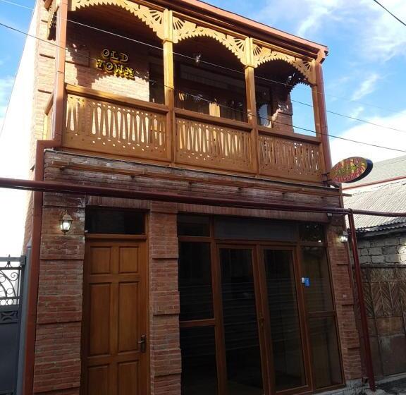 تختخواب و صبحانه Old Town