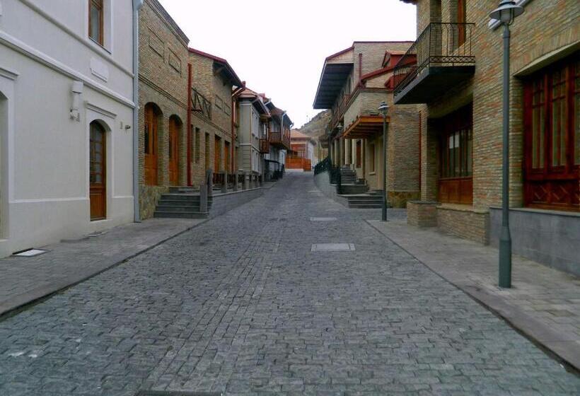 تختخواب و صبحانه Old Town