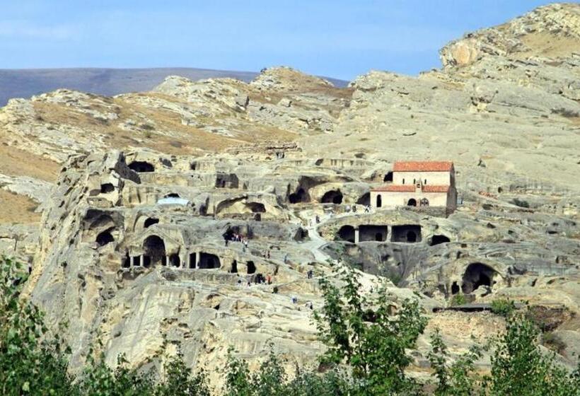 تختخواب و صبحانه Old Town