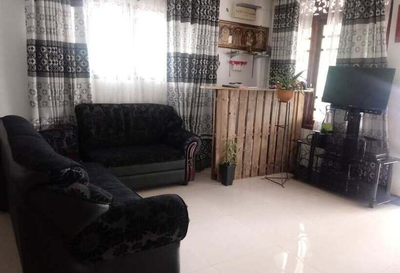 Bed and Breakfast Yoho Jai Bangalow