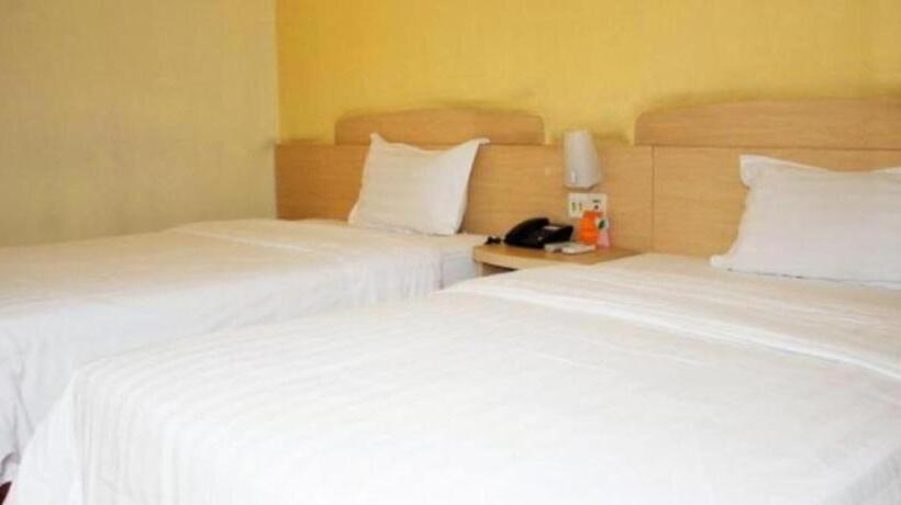 בית מלון כפרי 7 Days Inn Changsha Xingsha Zhongmaocheng Windows Of The World