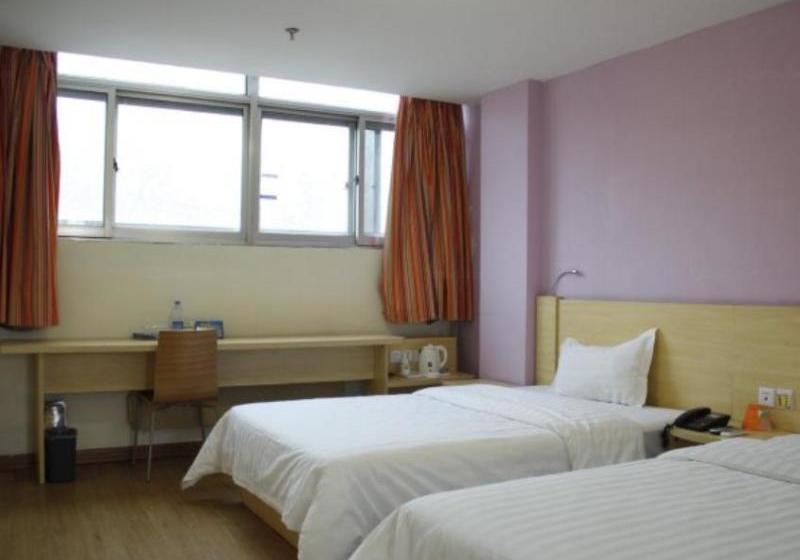 ホテル 7 Days Inn Zibo Railway Station Branch