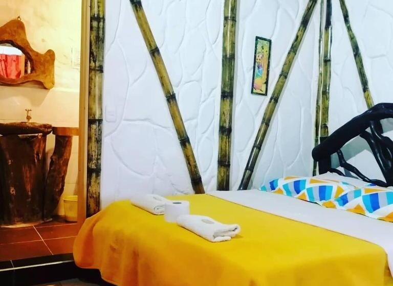 هتل Cabañas Guacari San Agustín Huila