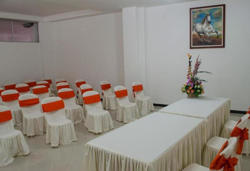 هتل Juan Sebastián