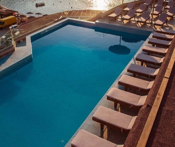 Отель Lygaria Beach